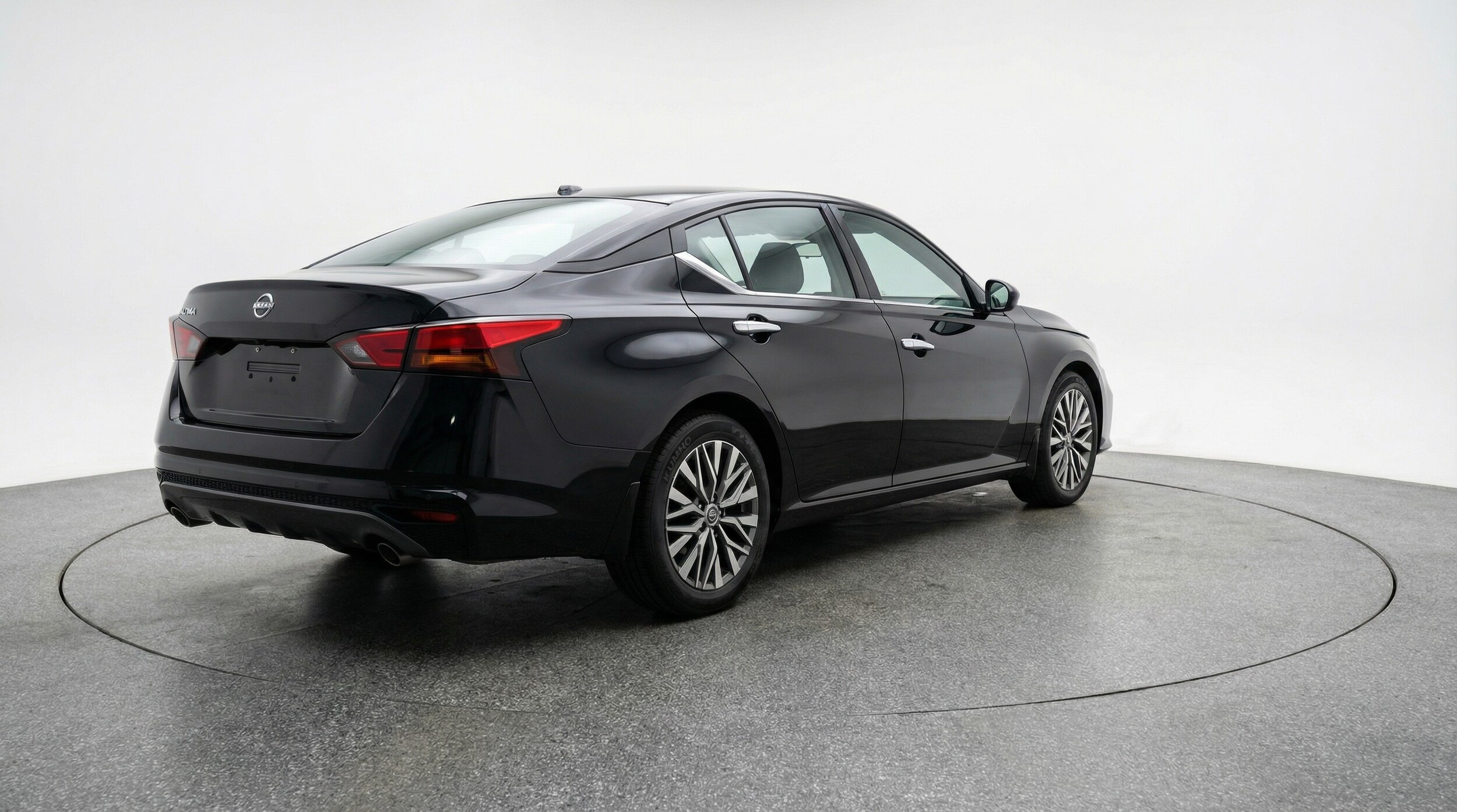 Thumbnail: 2025 Nissan Altima - 7