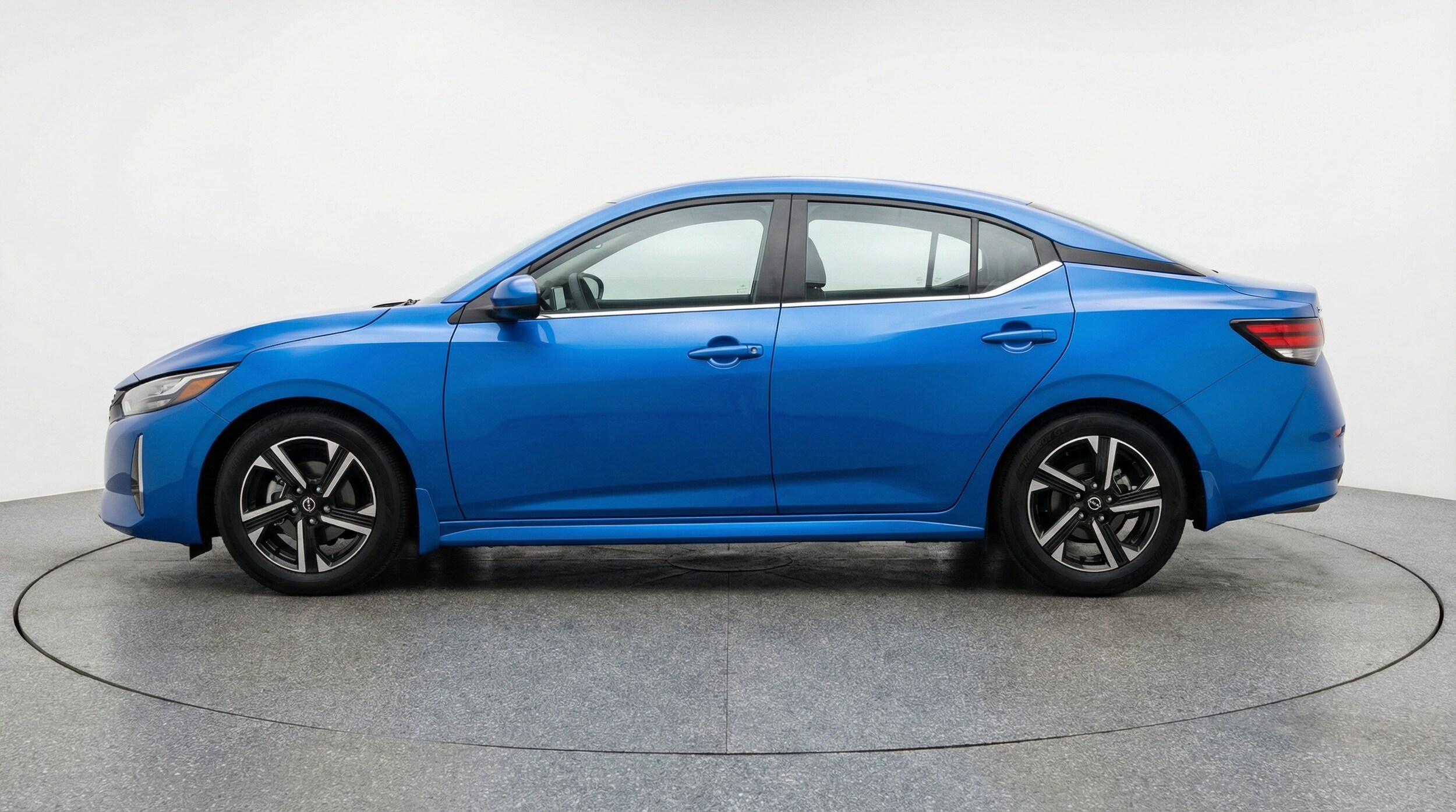 Thumbnail: 2025 Nissan Sentra - 4