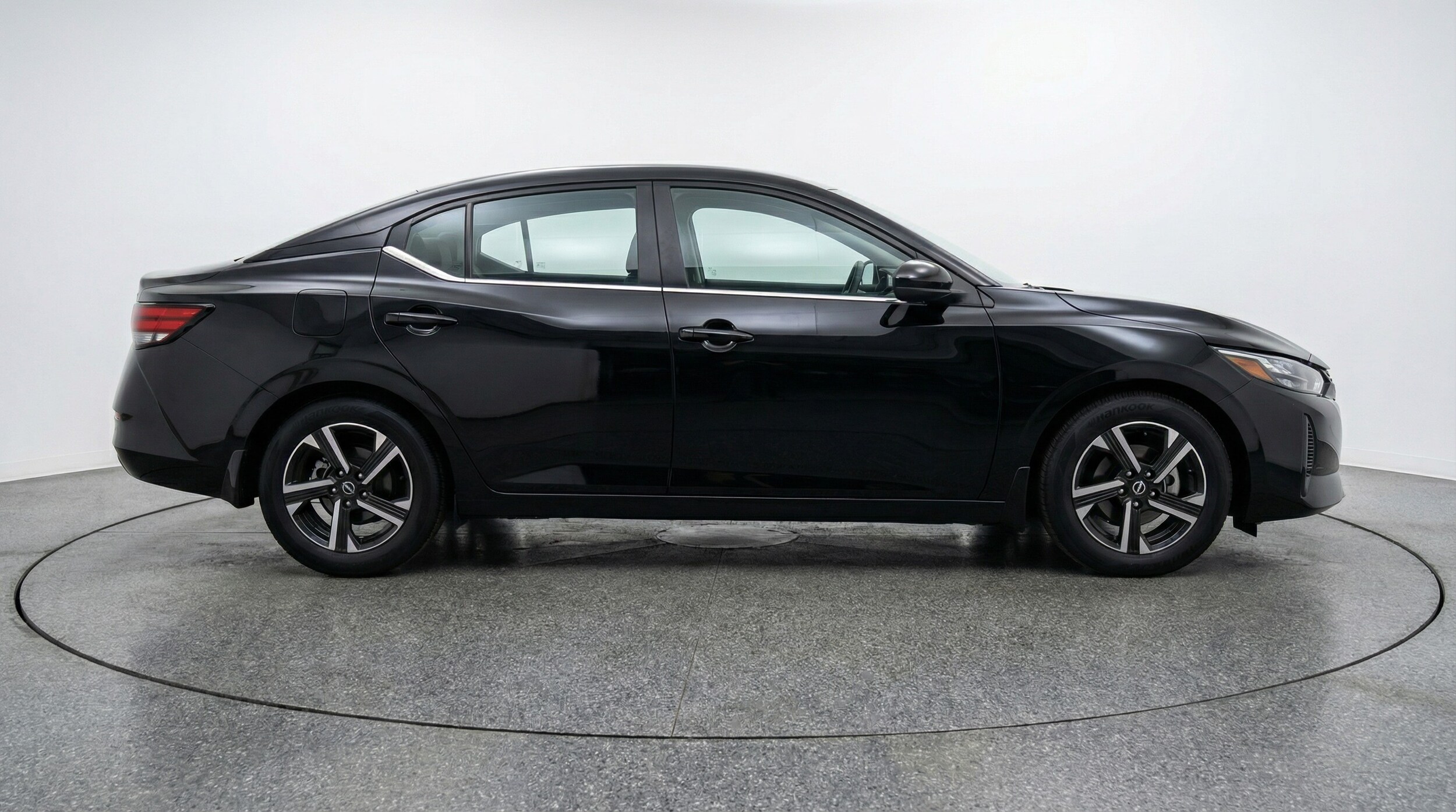 Thumbnail: 2025 Nissan Sentra - 8