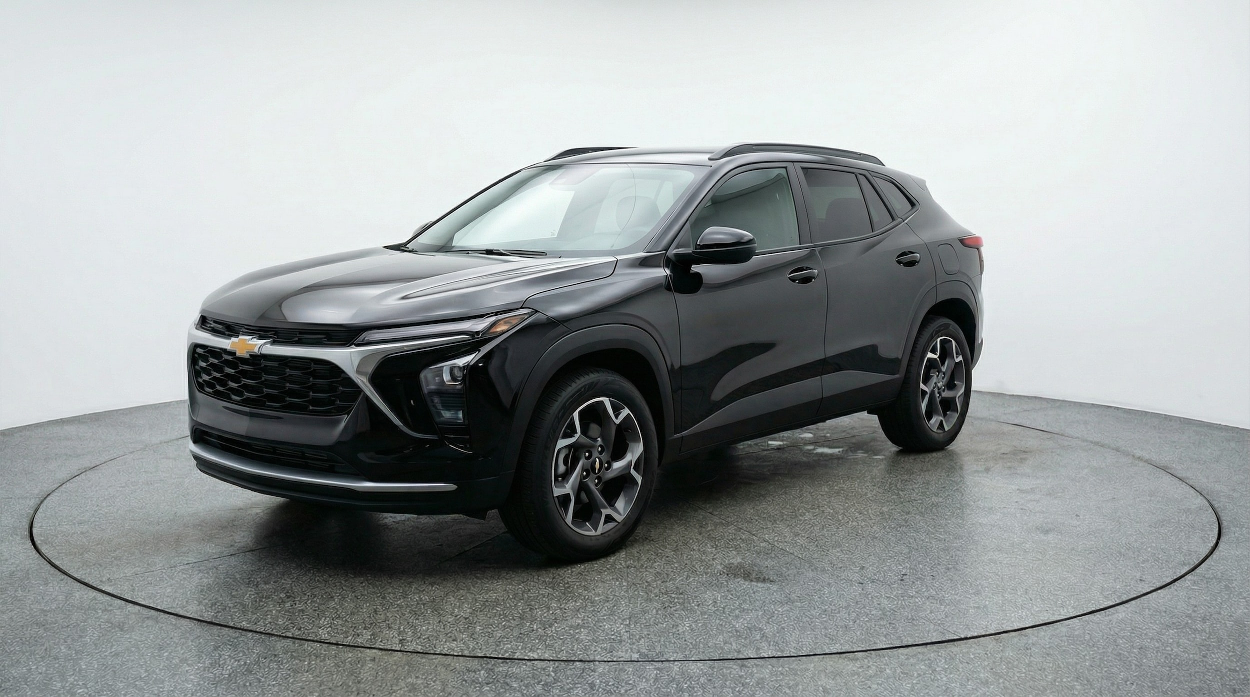 Thumbnail: 2025 Chevrolet Trax - 3