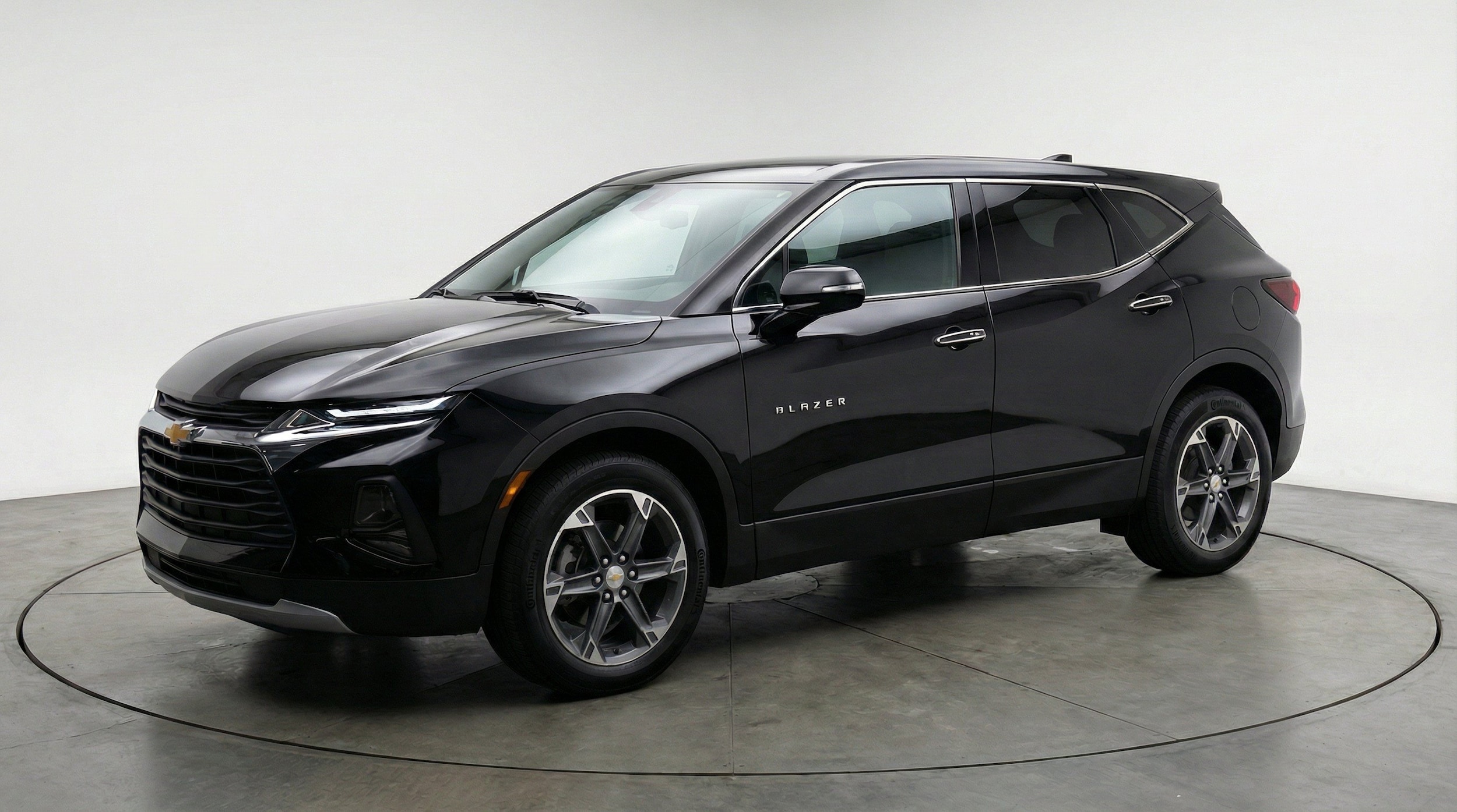 Thumbnail: 2026 Chevrolet Blazer - 3