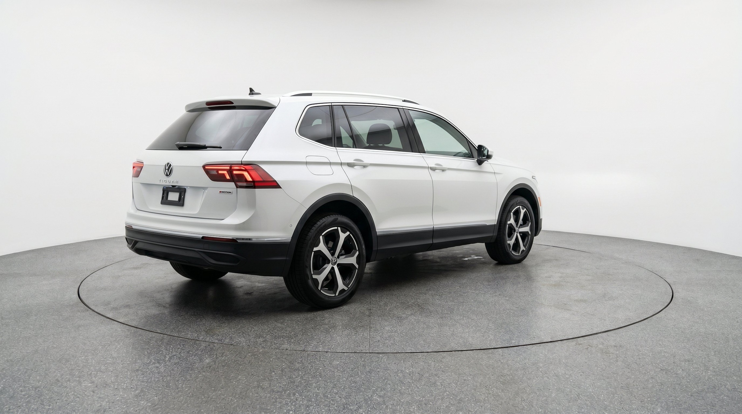 Thumbnail: 2026 Volkswagen Tiguan - 9
