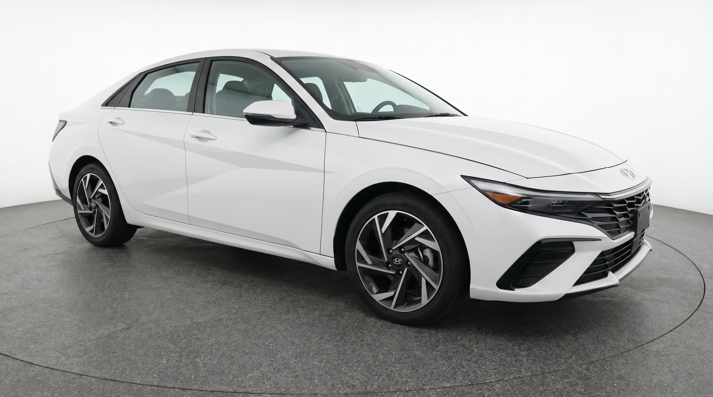 Thumbnail: 2025 Hyundai Elantra - 1