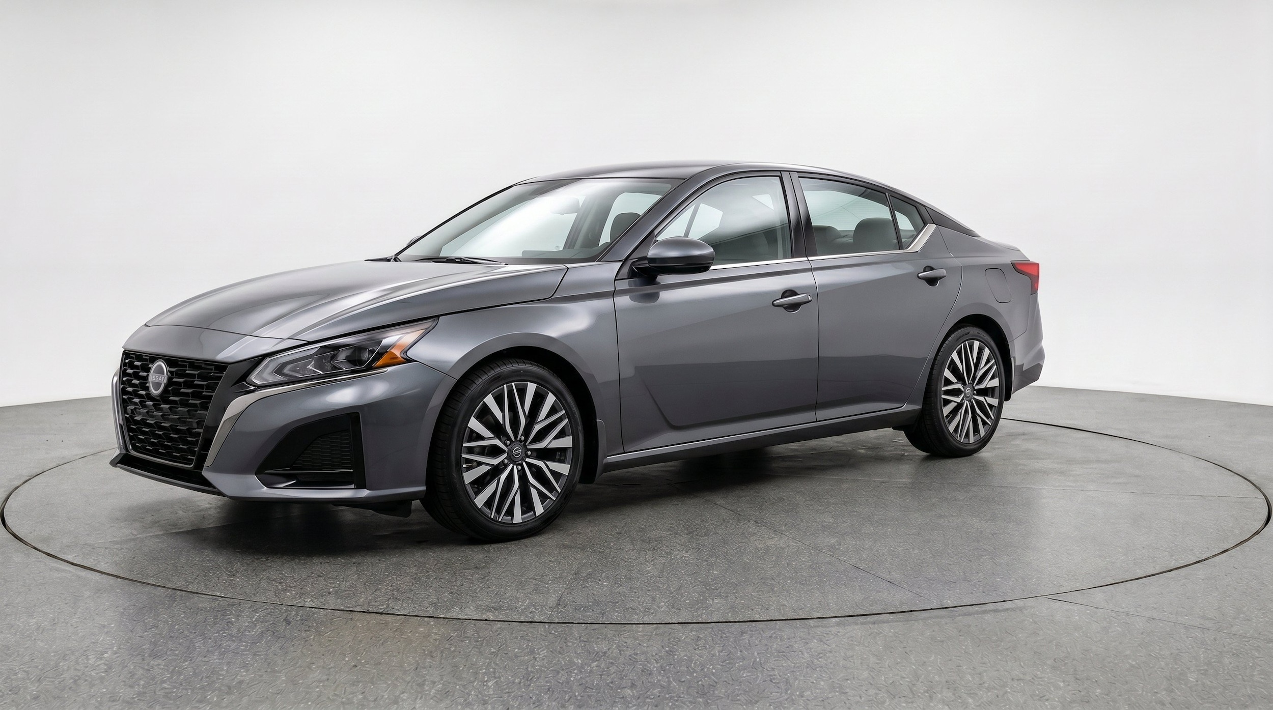 Thumbnail: 2025 Nissan Altima - 3