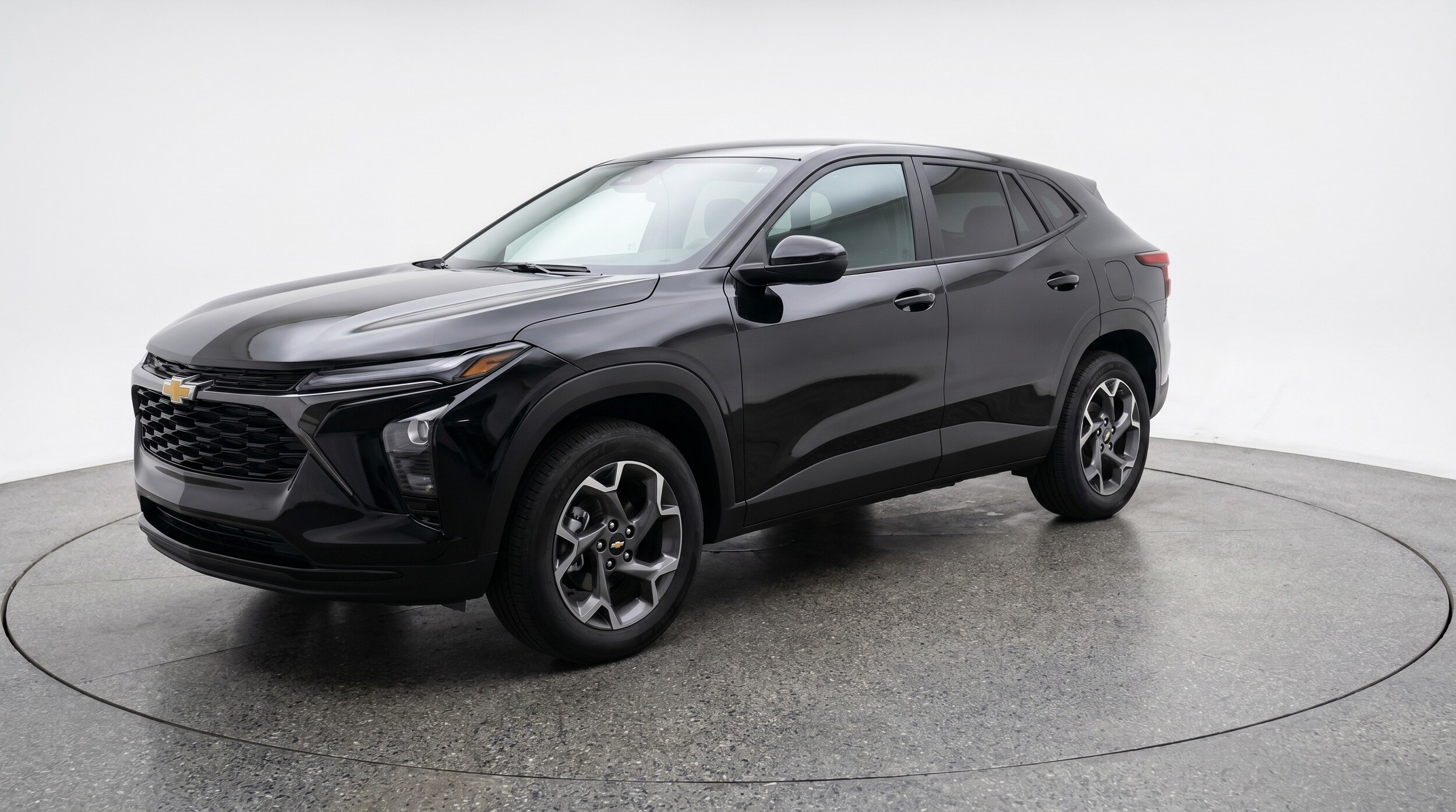 Thumbnail: 2025 Chevrolet Trax - 3