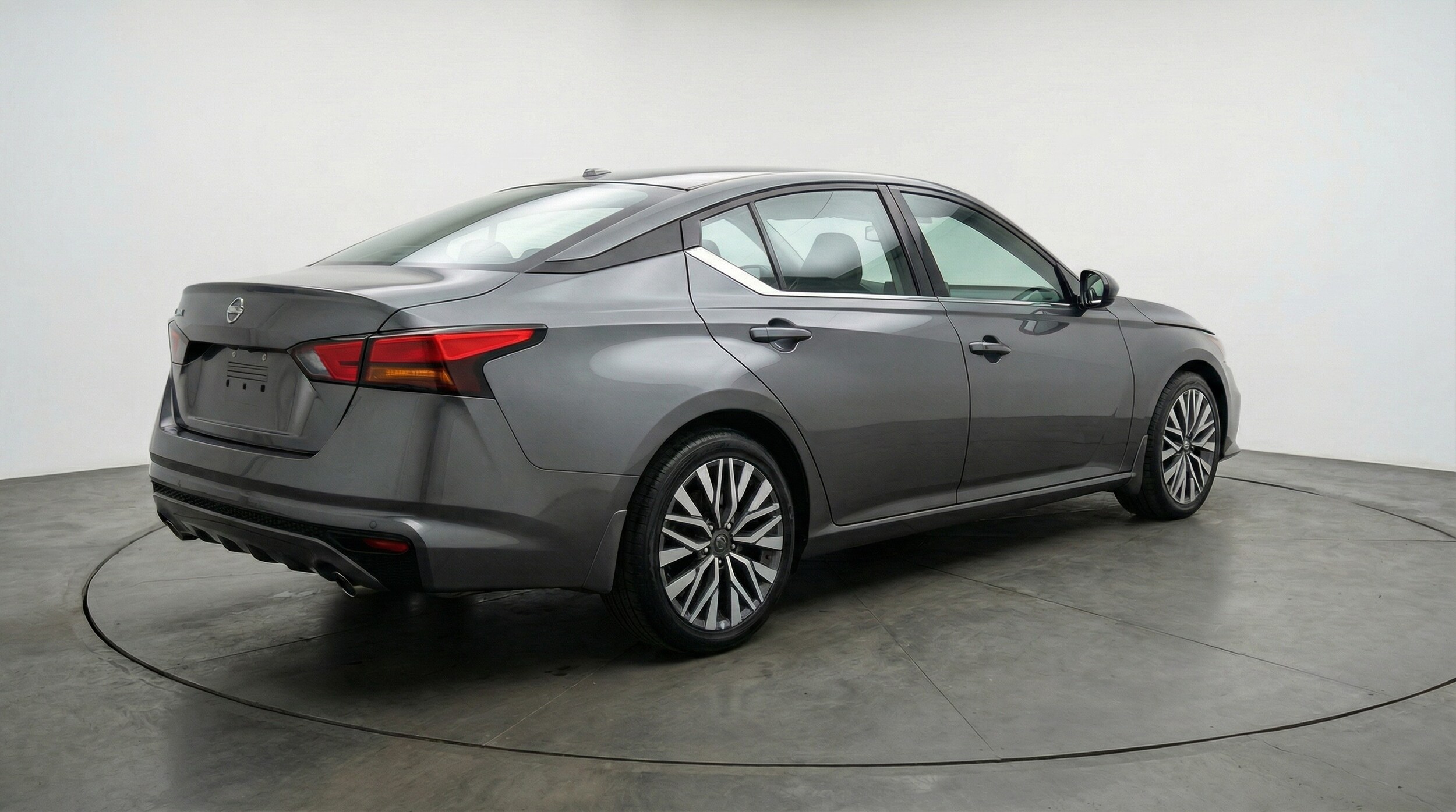 Thumbnail: 2025 Nissan Altima - 7