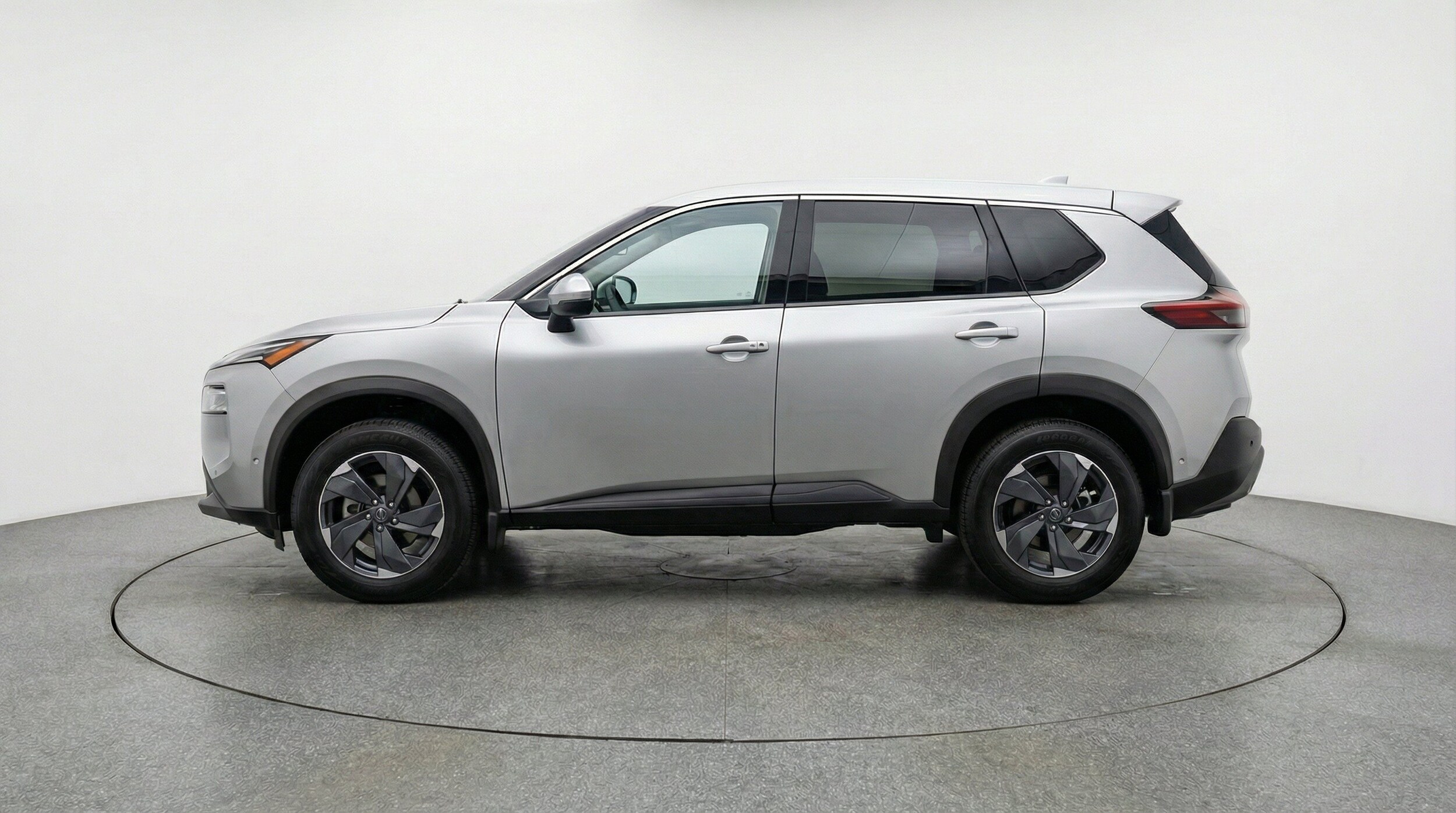 Thumbnail: 2025 Nissan Rogue - 5