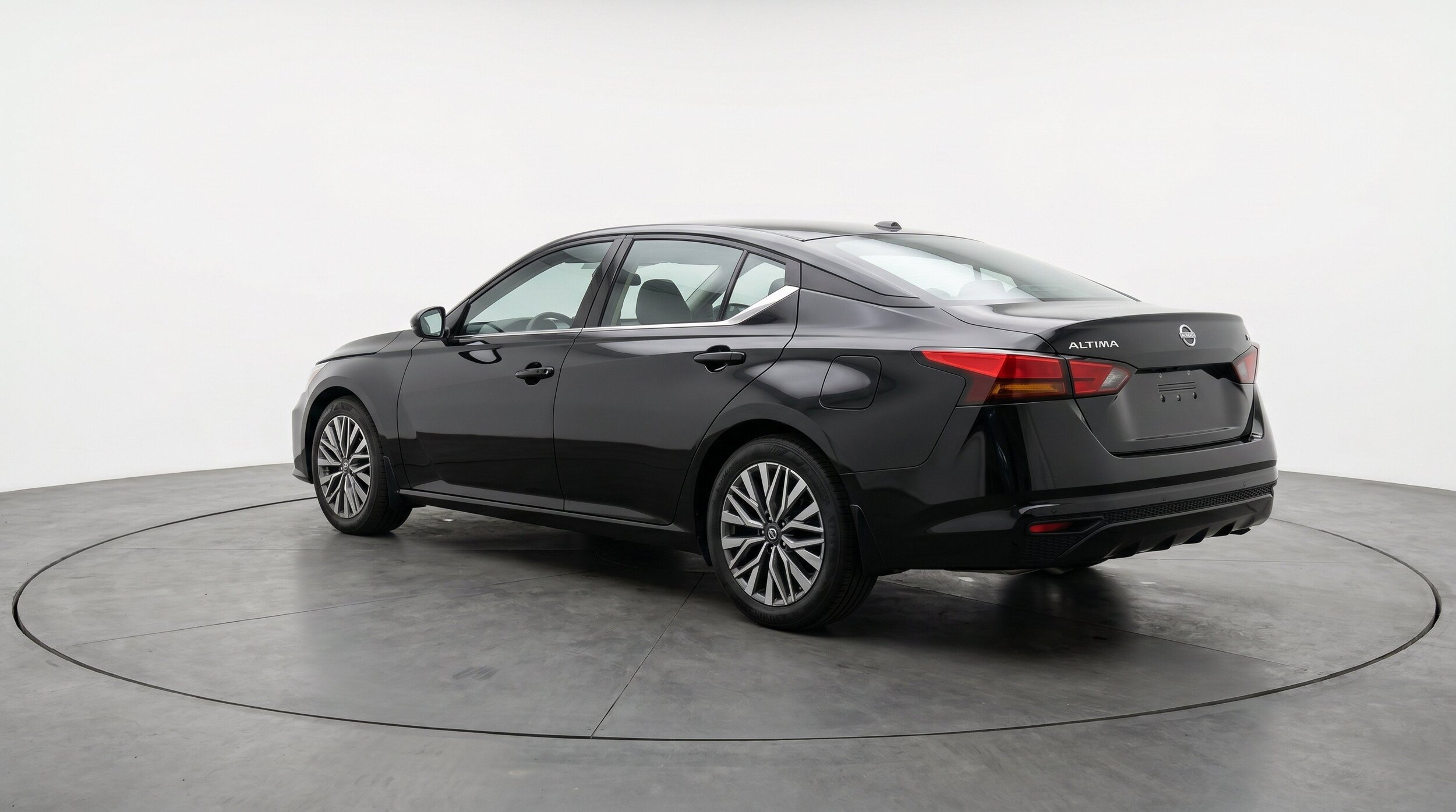 Thumbnail: 2025 Nissan Altima - 6