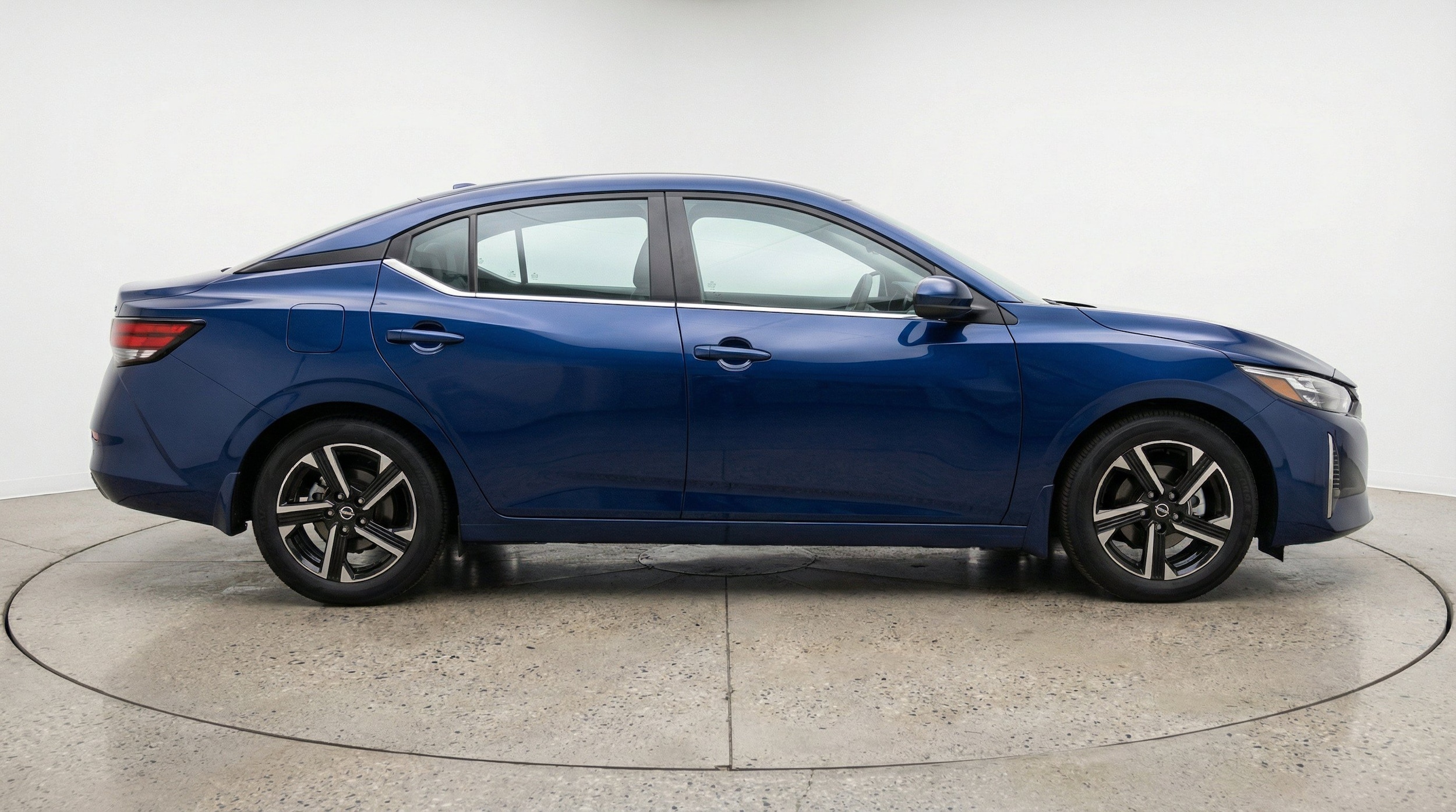 Thumbnail: 2025 Nissan Sentra - 11