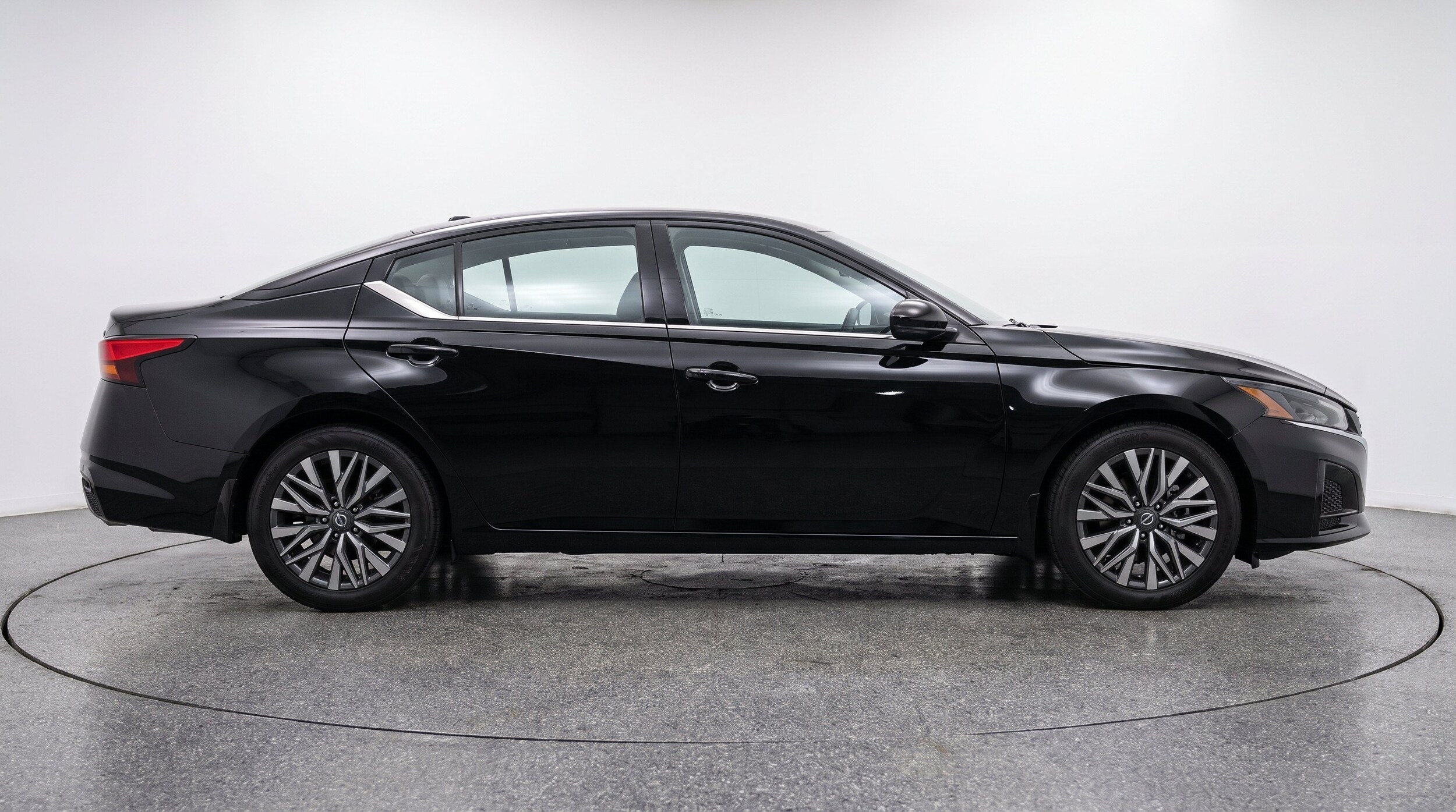 Thumbnail: 2025 Nissan Altima - 11