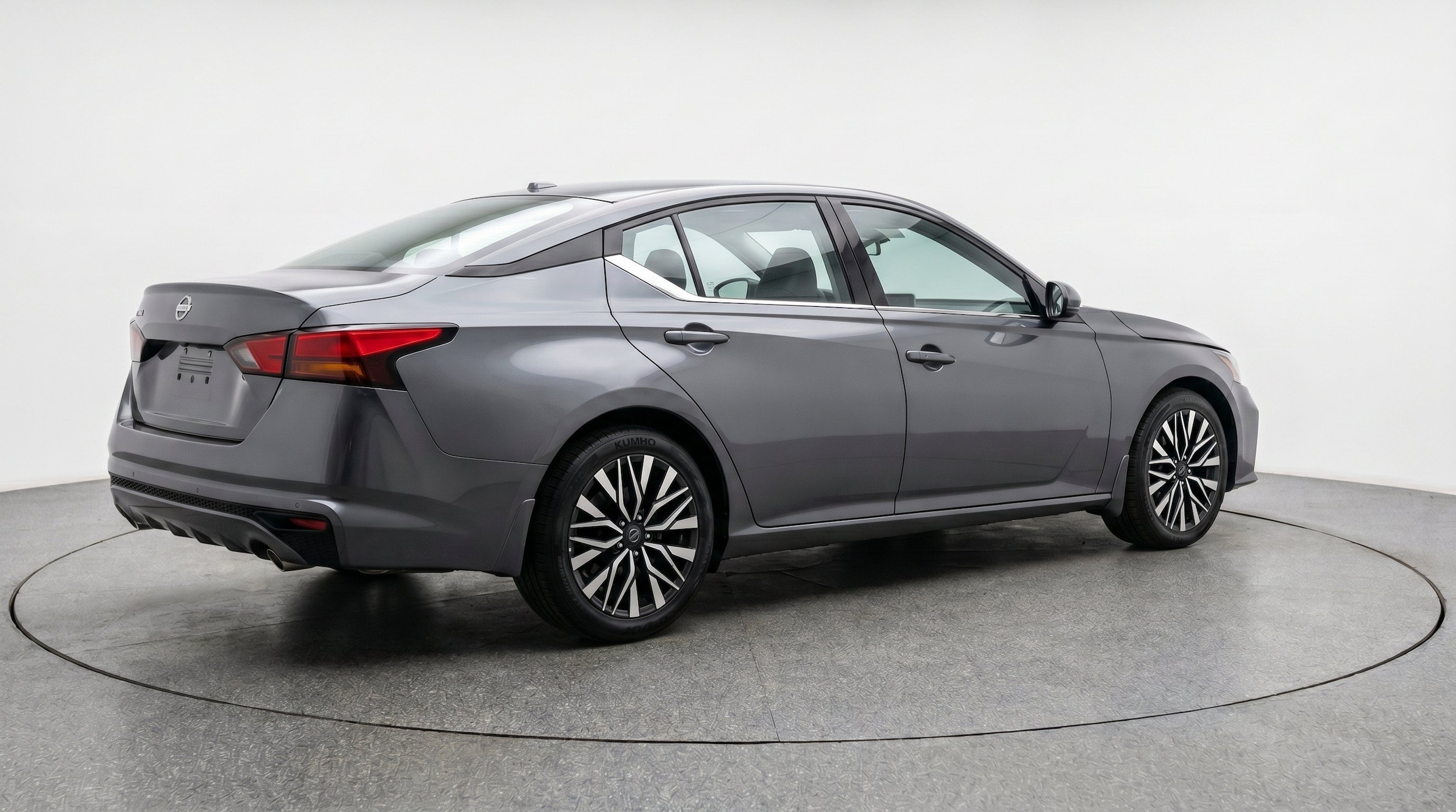 Thumbnail: 2025 Nissan Altima - 9