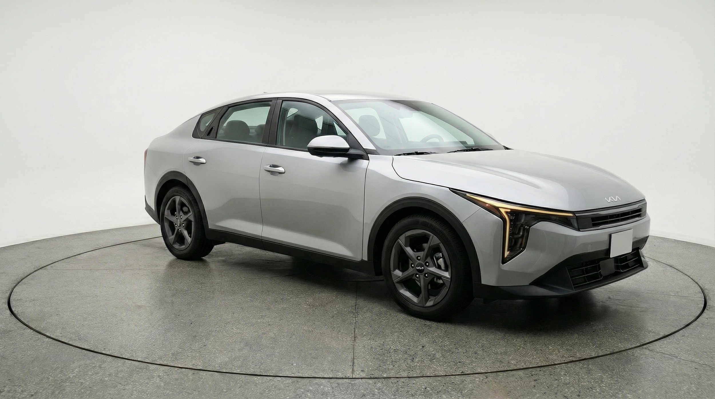 Thumbnail: 2025 Kia K4 - 1