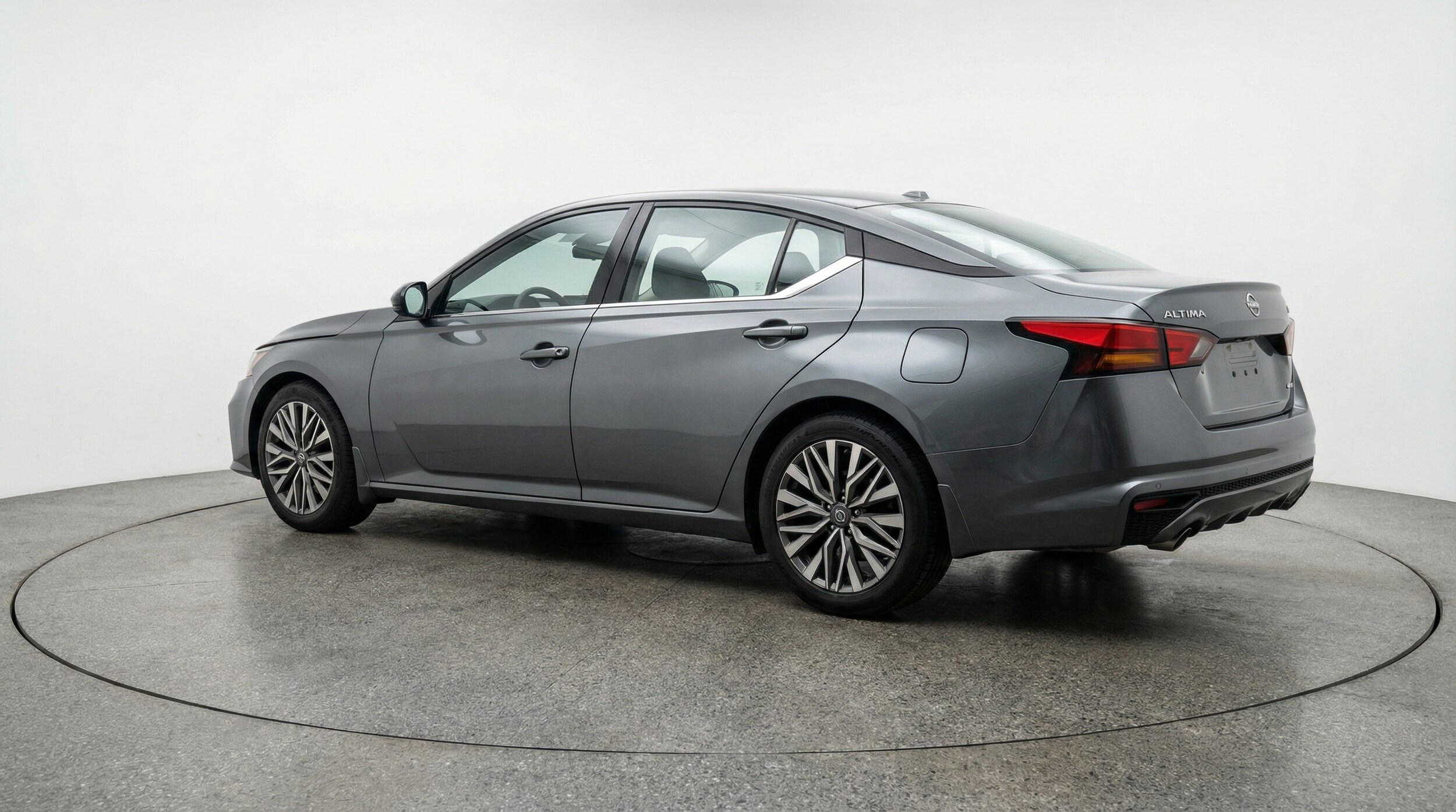 Thumbnail: 2025 Nissan Altima - 5