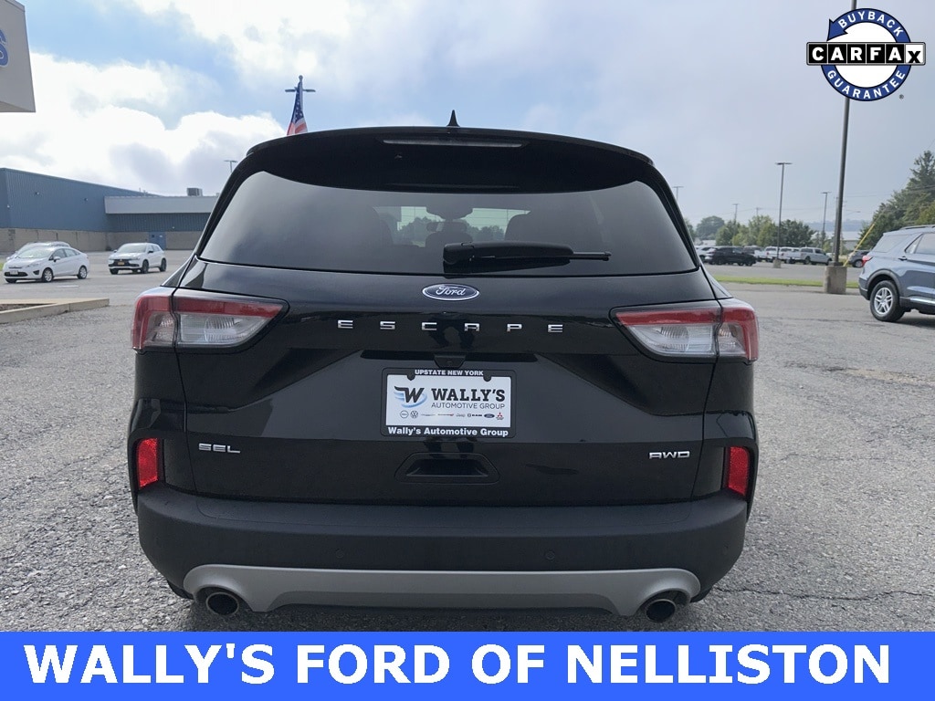 Used 2022 Ford Escape SEL with VIN 1FMCU9H68NUA11807 for sale in Nelliston, NY