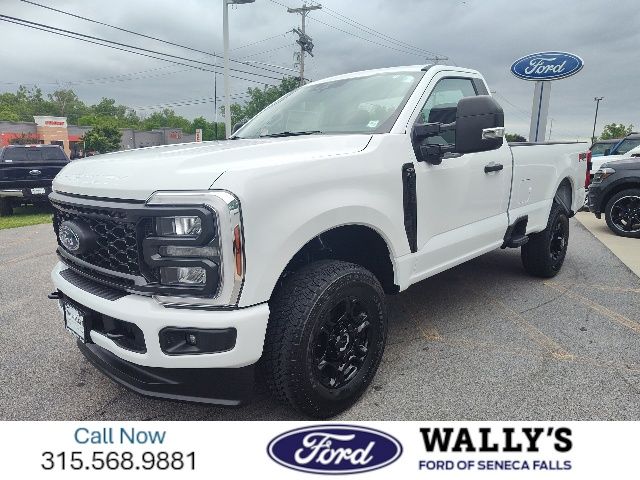 2025 Ford F-350 XL photo 2