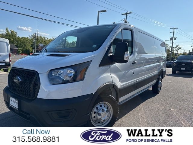 2025 Ford Transit photo 4