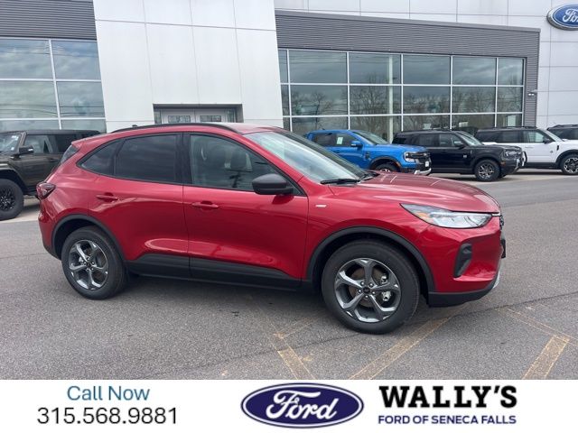 2025 Ford Escape ST-Line photo 2