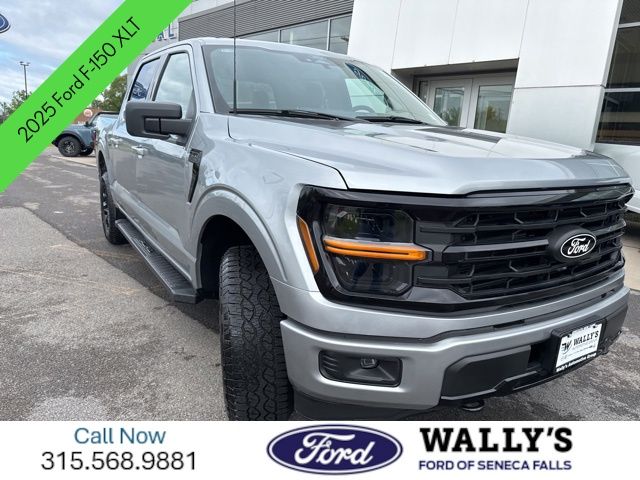 2025 Ford F-150 XLT photo 2