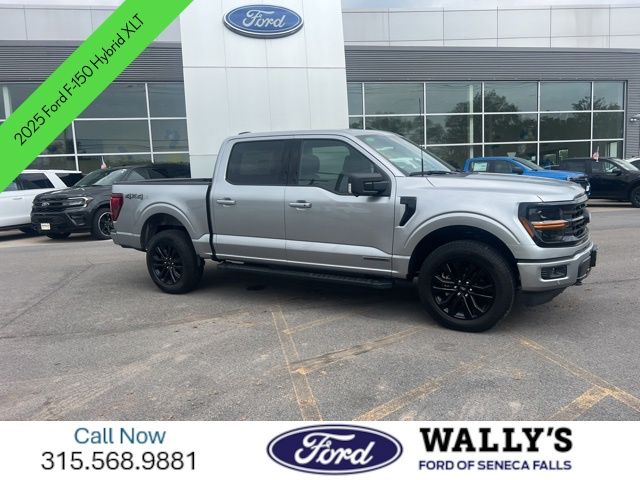 2025 Ford F-150 XLT photo 2