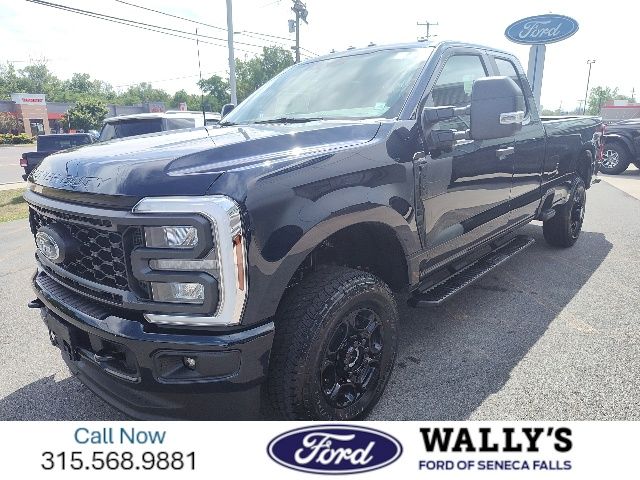 2025 Ford F-350 XL photo 2