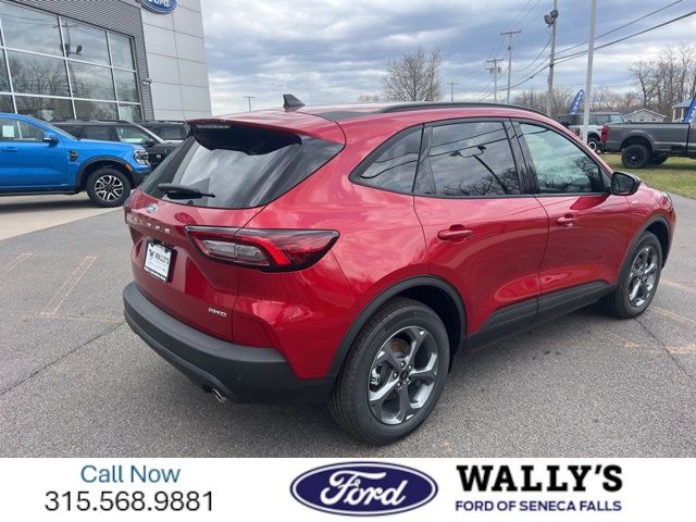 2025 Ford Escape ST-Line photo 3