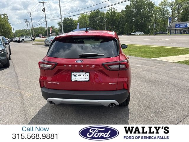 2025 Ford Escape Active photo 2