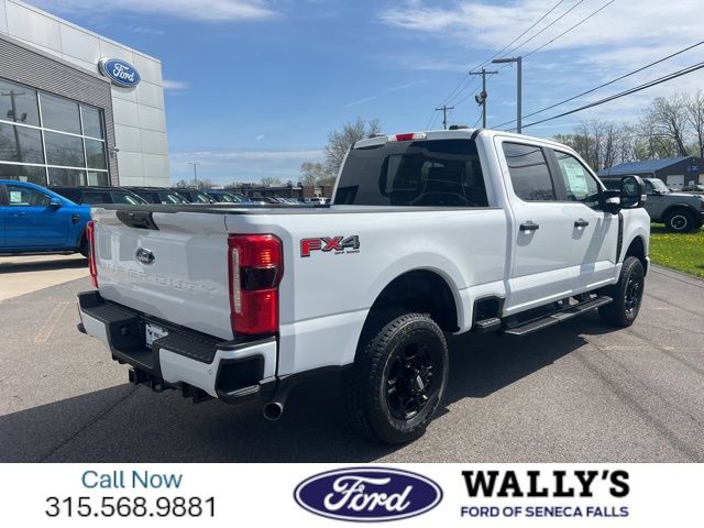 2025 Ford F-250 XL photo 3