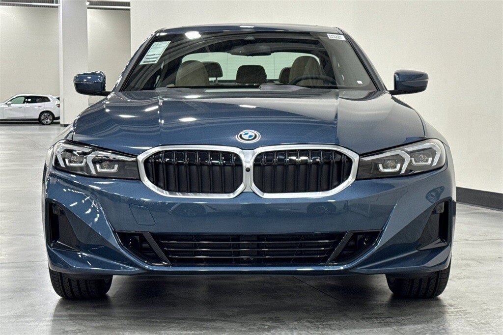 2026 Bmw 330i photo 3