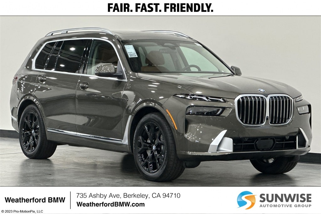 New 2026 BMW X7 xDrive40i SUV