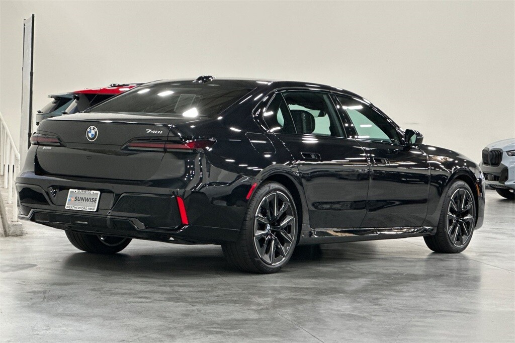 Certified 2023 BMW 740i  Sedan