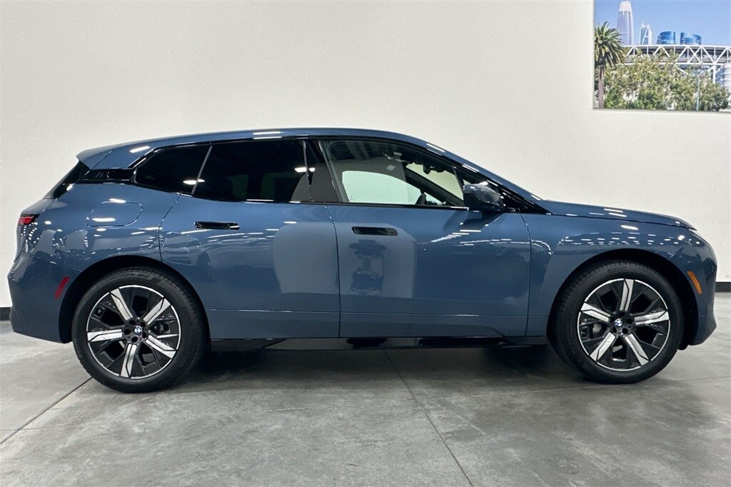 New 2026 BMW iX xDrive45 SUV