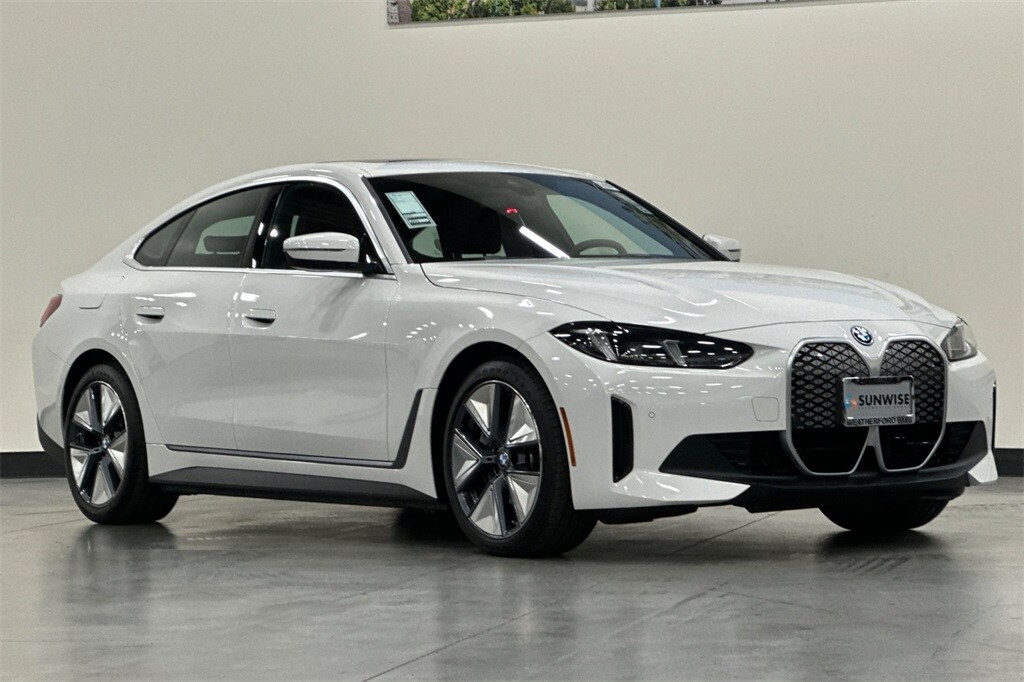 2025 Bmw i4 eDrive40 photo 2