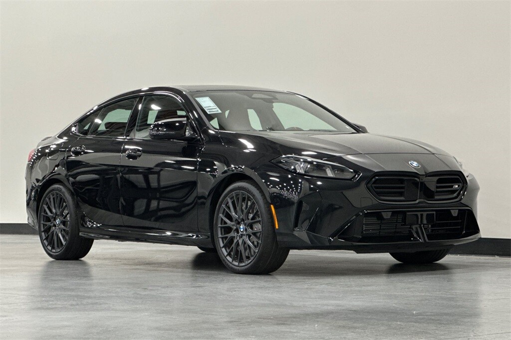 2025 Bmw M235i xDrive Gran Coupe photo 2