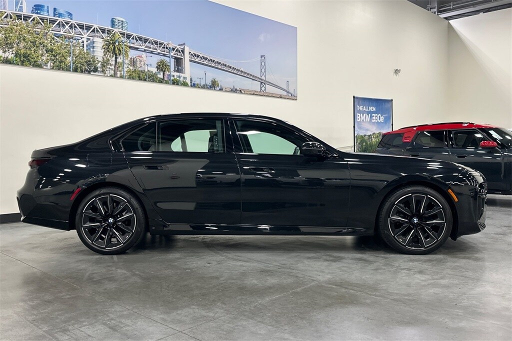 Certified 2023 BMW 740i  Sedan
