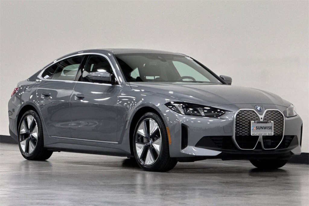 2025 Bmw i4 xDrive40 photo 2