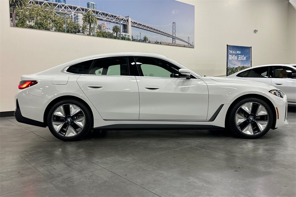 2025 Bmw i4 eDrive40 photo 3