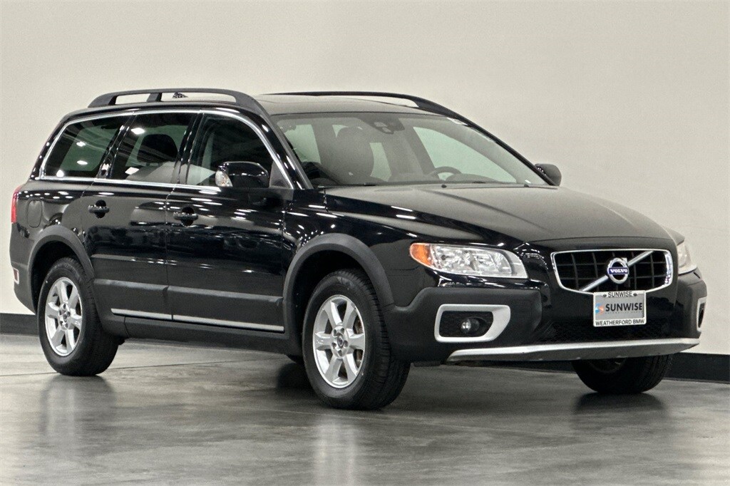 Used 2012 Volvo XC70 3.2 FWD w/Climate Package, Dual Stage Child Booster Seats, Technology Package Wagon