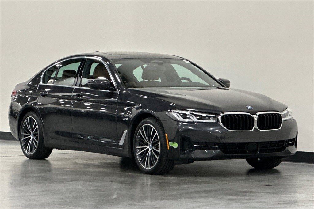 Certified 2023 BMW 530e Sedan