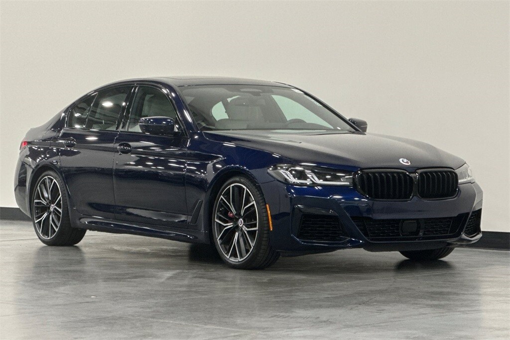 2023 Bmw M550i xDrive photo 2