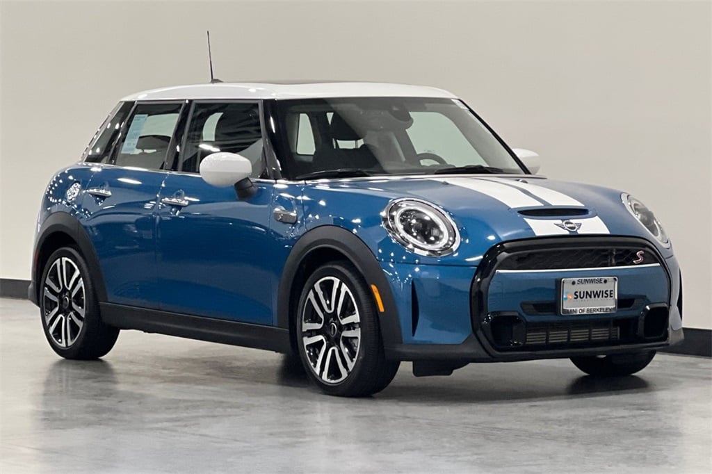 Used 2024 MINI Hardtop 4 Door S with VIN WMW53DK01R2V25309 for sale in Berkeley, CA