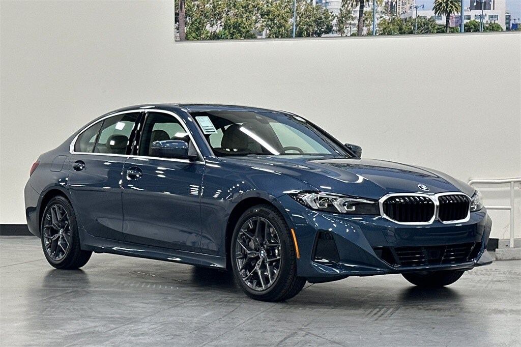 2026 Bmw 330i photo 2
