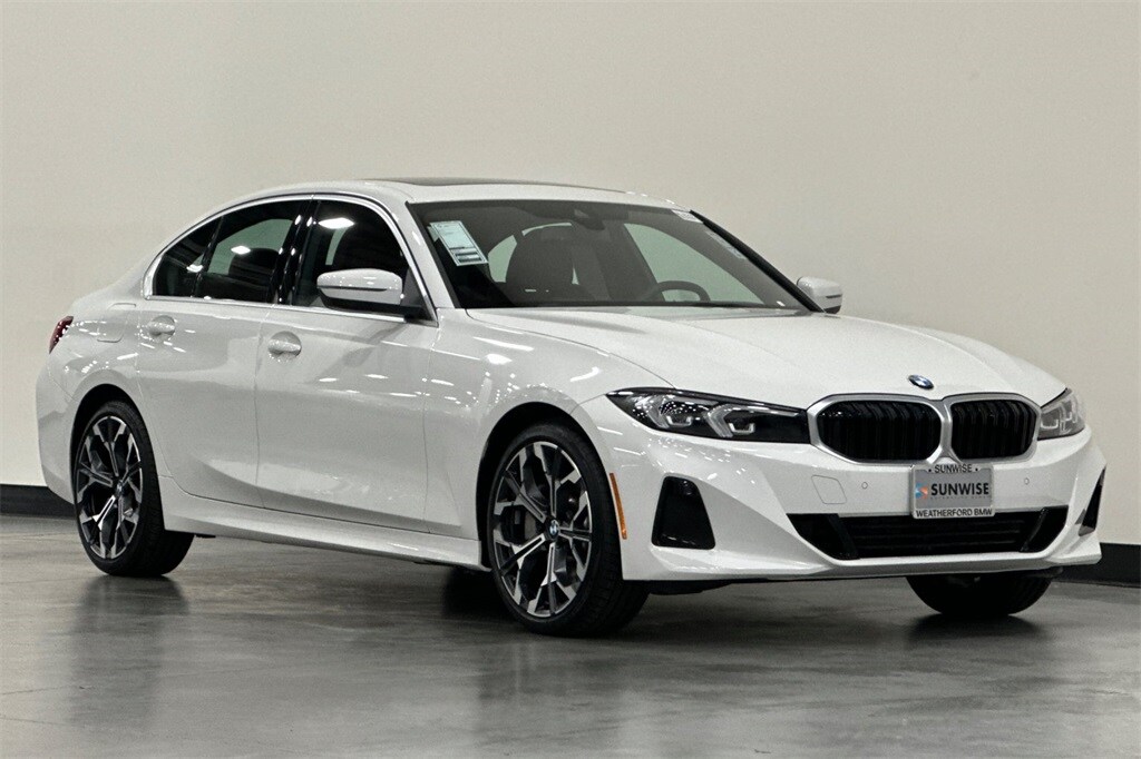 2025 Bmw 330i photo 2