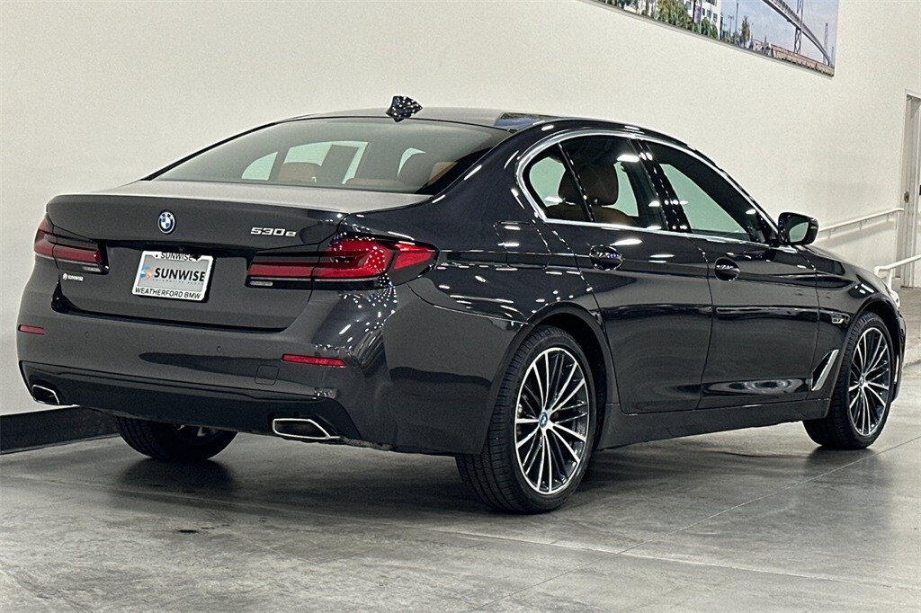Certified 2023 BMW 530e Sedan