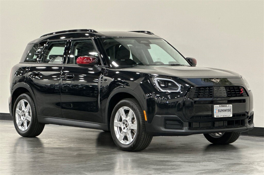 2025 Mini Countryman ALL4 S photo 2