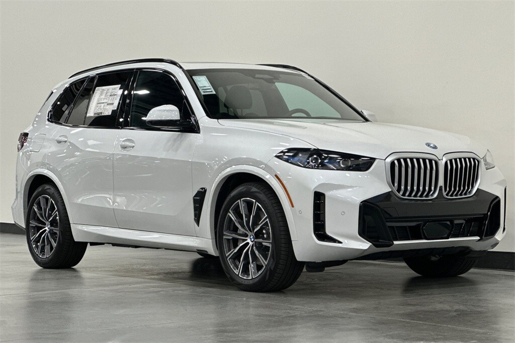 New 2026 BMW X5 PHEV xDrive50e SUV