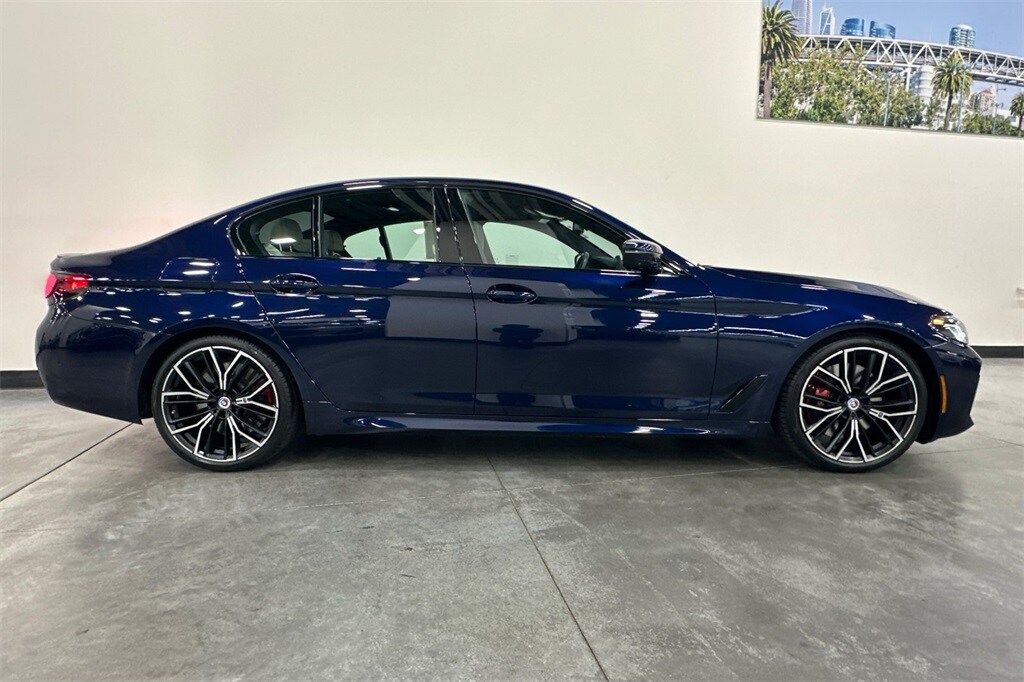 2023 Bmw M550i xDrive photo 3