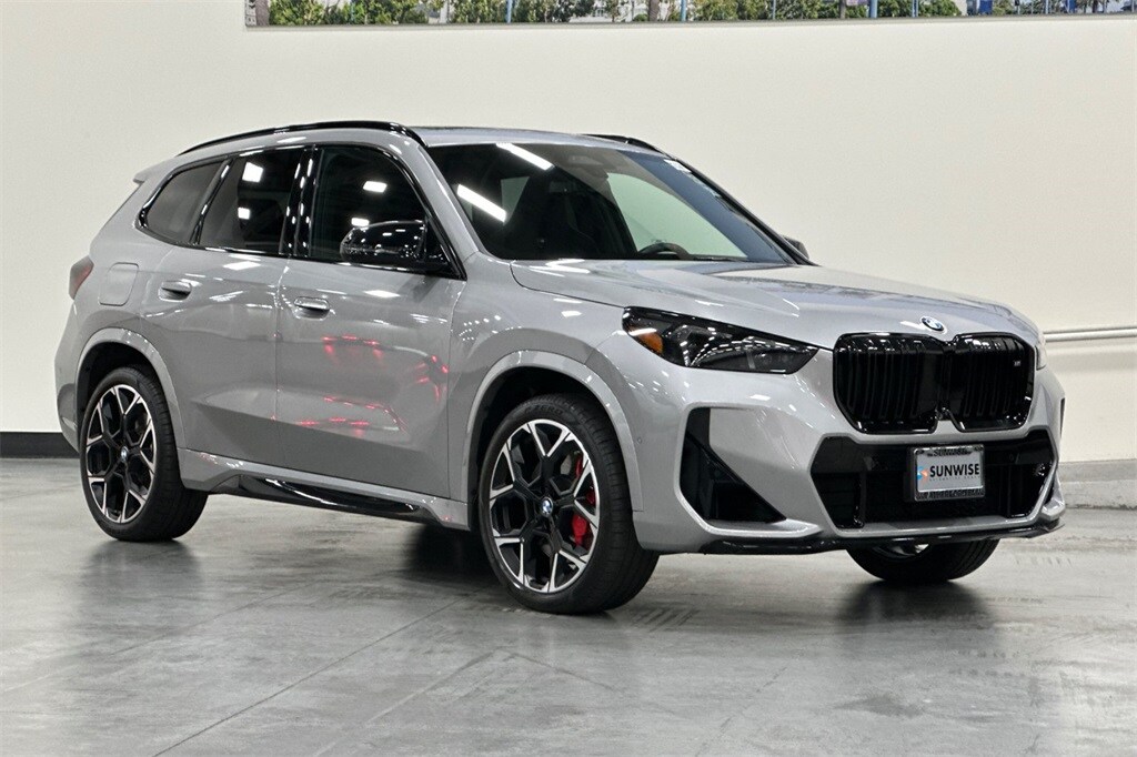 2025 Bmw X1 M35i photo 2
