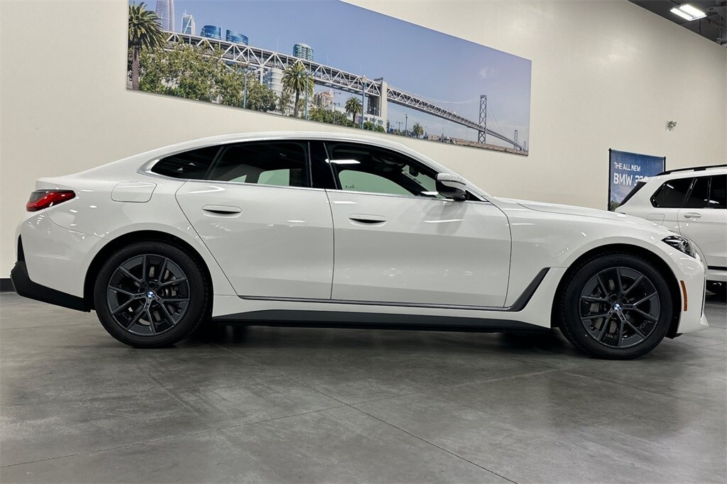 2025 Bmw i4 eDrive40 photo 3