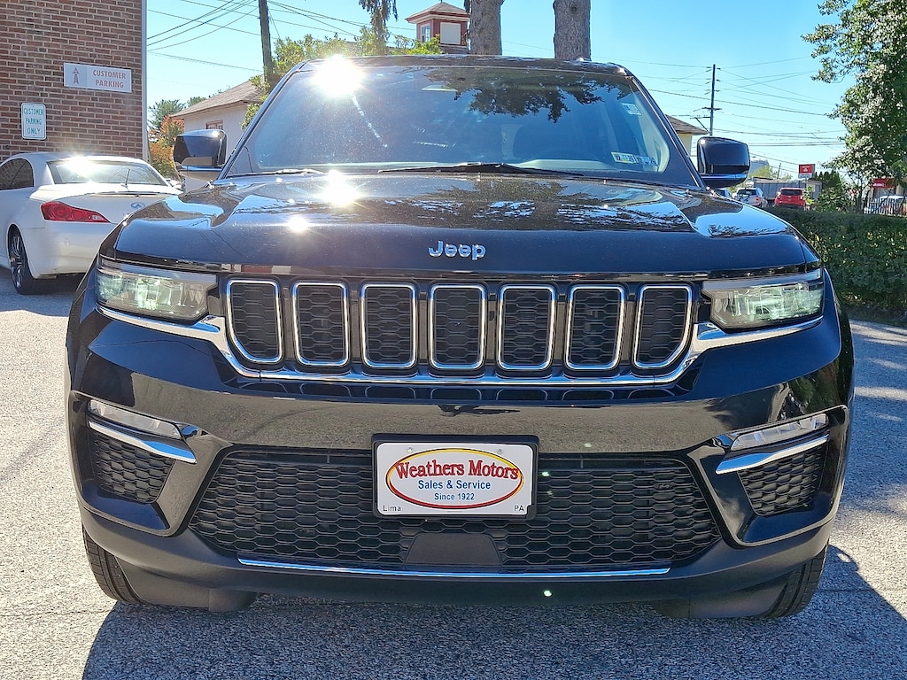 Used 2023 Jeep Grand Cherokee Limited 4x4 SUV