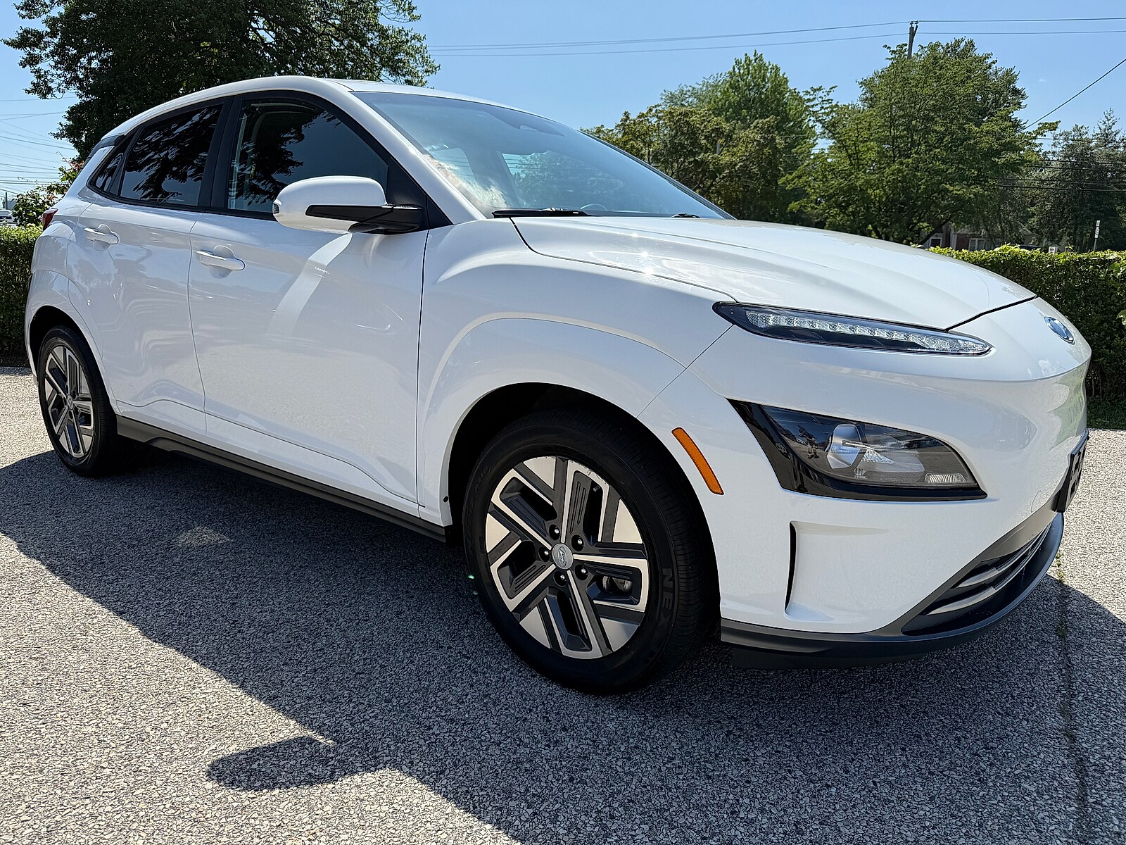 2023 Hyundai Kona Electric SEL photo 2